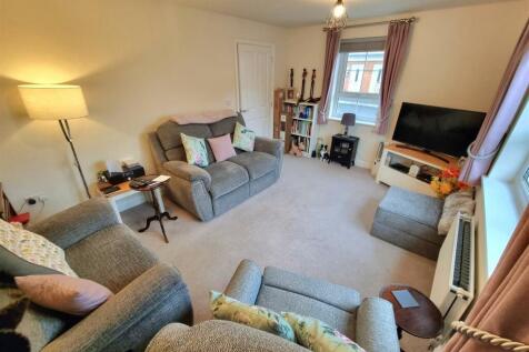 Sitting room 1.jpg