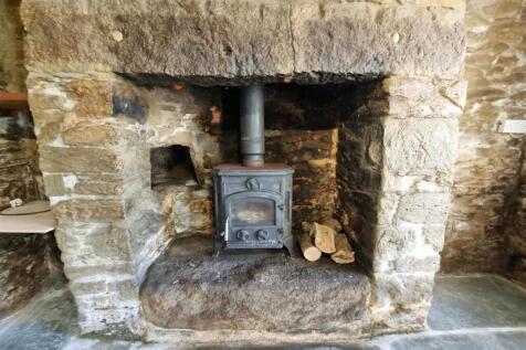 Fireplace.jpg