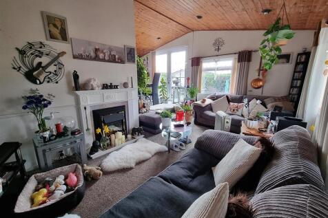 Living room.jpg
