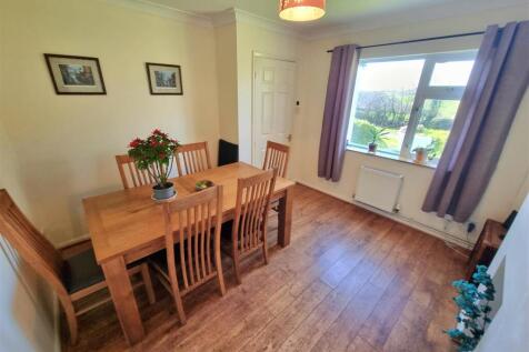 Dining room.jpg