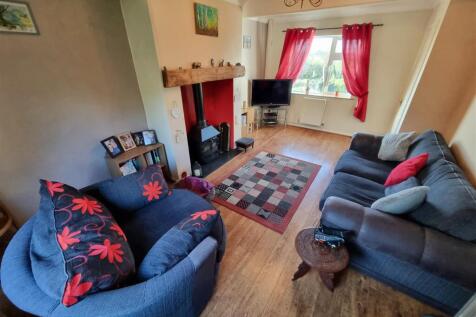 Sitting room 1.jpg