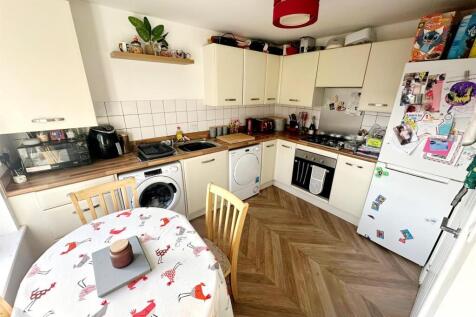 Kitchen &amp; dining room.jpg