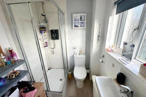 Ensuite.jpg