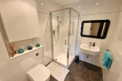 Ensuite.jpg