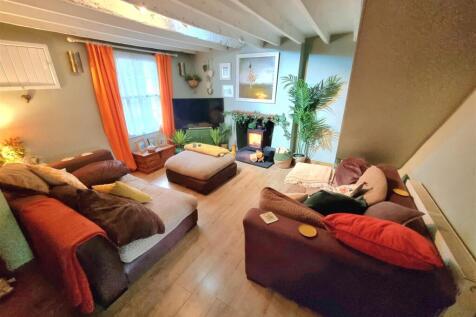 Sitting room.jpg