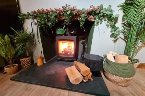 Fireplace.jpg