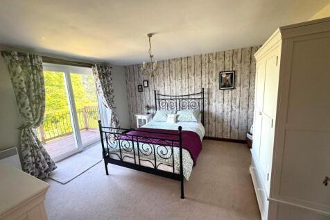 Master bedroom.jpg