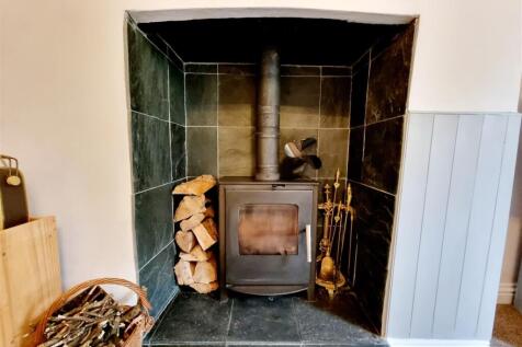 Fireplace.jpg
