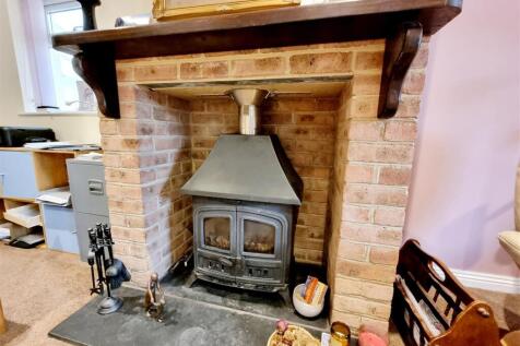 Fireplace.jpg