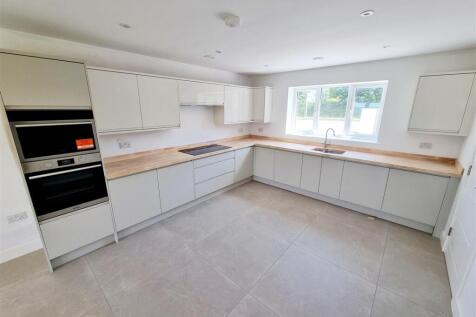 Kitchen.jpg