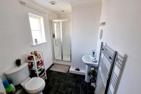 Ensuite.jpg