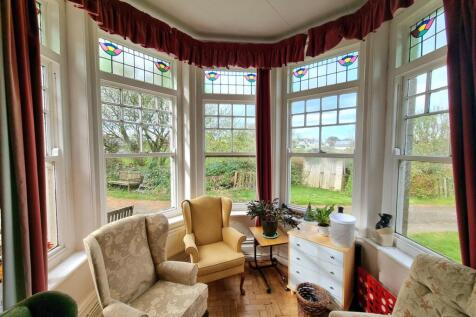 Bay window.jpg