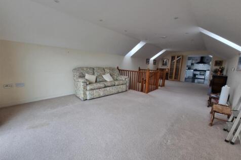 Living Room area.jpg