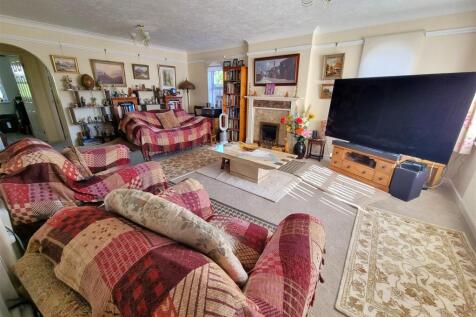 Living room.jpg