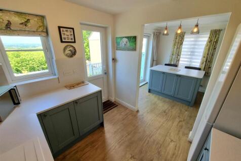 Kitchen &amp; dining.jpg