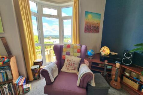 Bay window.jpg