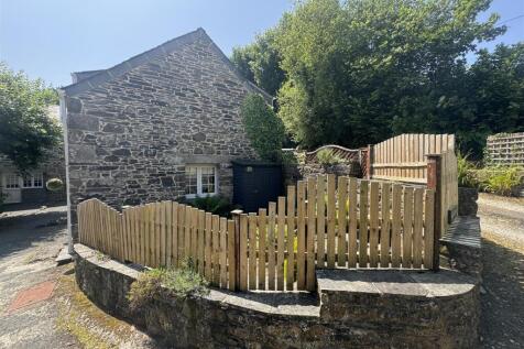 Hele Stone garden 2 NEW.jpg