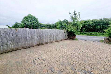 Driveway.jpg