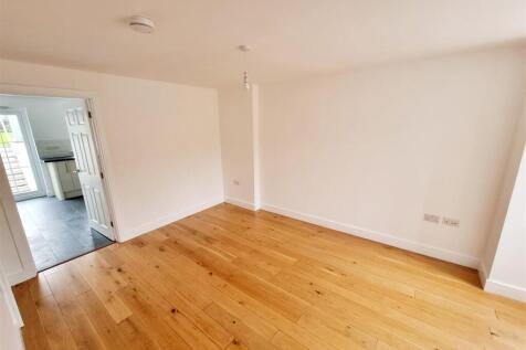 Sitting room.jpg