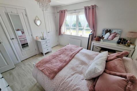 Bed 1.1.jpg