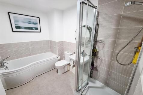Bathroom.jpg