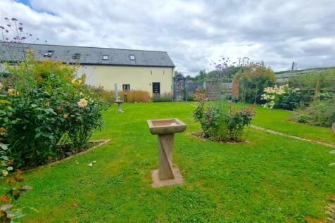 New Garden 2.jpg
