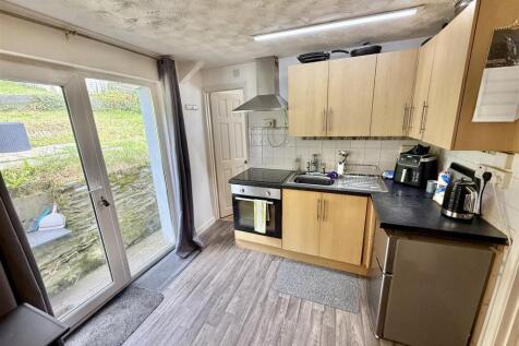 Kitchen area.JPG
