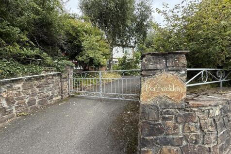 Driveway.JPG