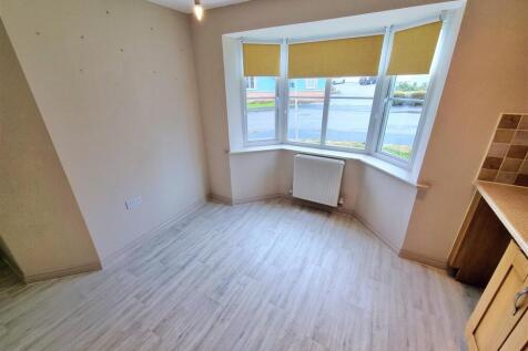Dining area.jpg