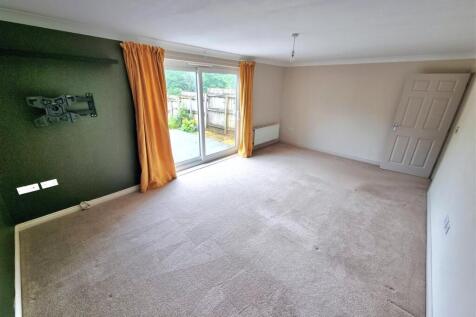Sitting room 1.jpg