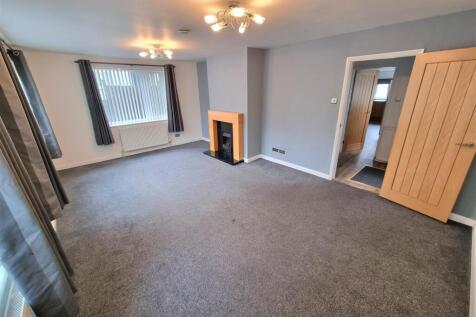 Sitting room 1.jpg