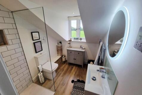 Ensuite.jpg