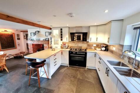 Kitchen.jpg