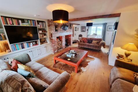 Sitting room.jpg