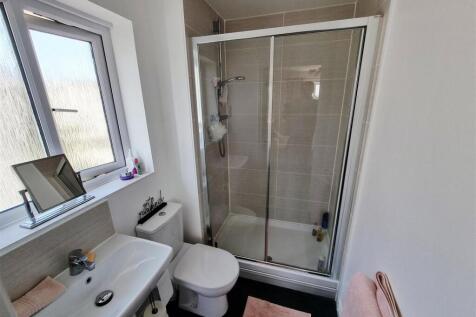 Ensuite.jpg