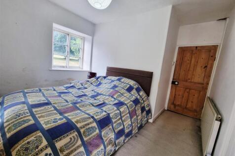 bedroom..jpg