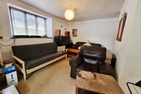 living room 2.jpg