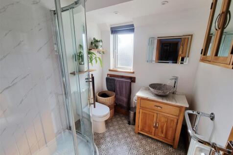 Ensuite.jpg
