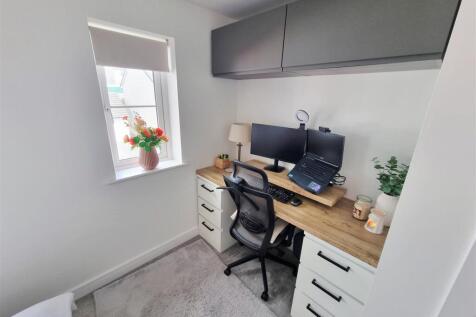 Home office.jpg
