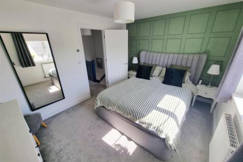 Bed 1.1.jpg