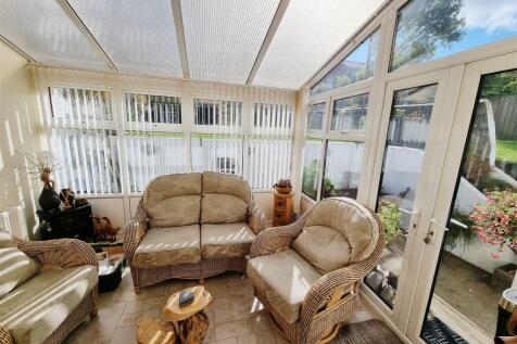 Conservatory internal.jpg