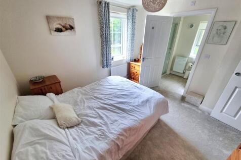 Bed 1.1.jpg