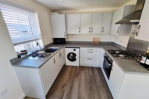 Kitchen area.jpg