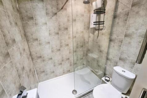 Ensuite.jpg
