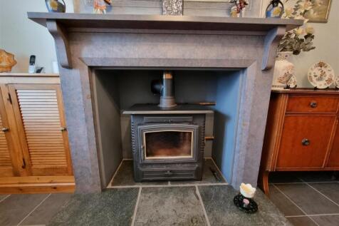 Fireplace.jpg
