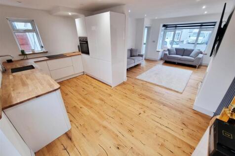 Kitchen &amp; dining.jpg