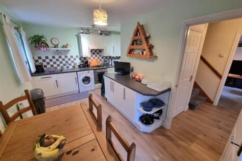 Kitchen &amp; dining room.jpg