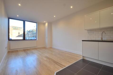 Lounge/Kitchen