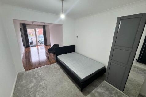 bedroom 6 Craiglee 1