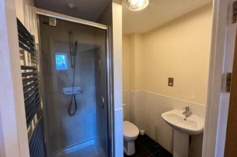 bedroom ensuite